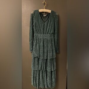 Elegant Green Long Sleeve Dress